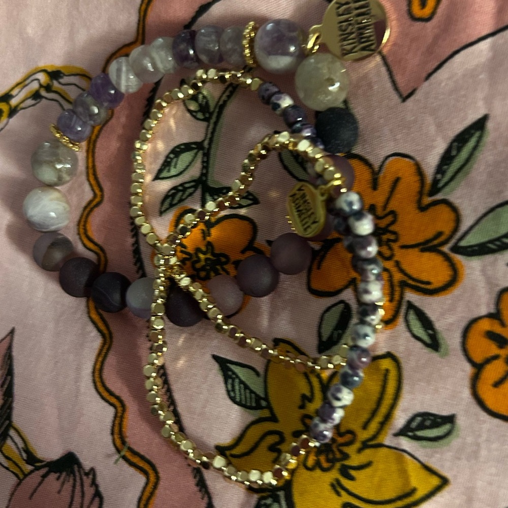 Kinsley Armelle amethyst beaded bracelets never worn - Picture 6 of 6